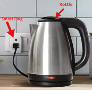 How does a smart plug works